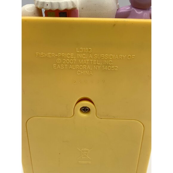 Fisher Price Loving Family 2007 Musical Baby Changing Table - Picture 4 of 9